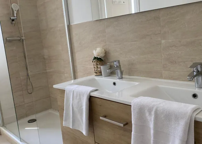 Maison De Charme Neuf Hyper Centre Apartment