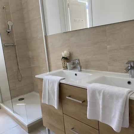 Maison De Charme Neuf Hyper Centre شقة